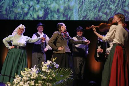 SLAVNOSTNA SEJA 25 FOTO LJUBO VUKELIČ